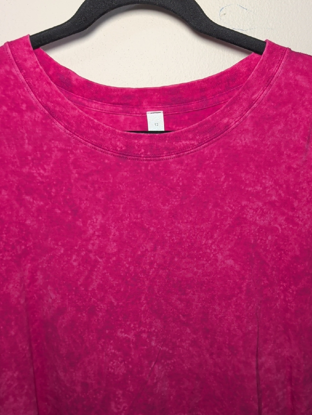 Lululemon All Yours Tee Cloudy Wash Ripened Raspberry Gym Workout Womens Size 12 - Picture 3 of 5